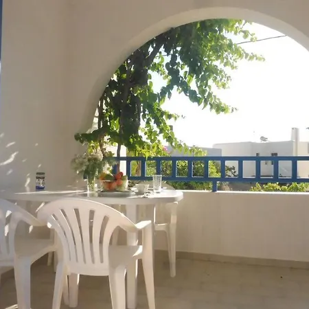 דירה 3 Min From The Beach-white&blue House In