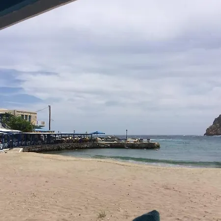 דירה 3 Min From The Beach-white&blue House In *