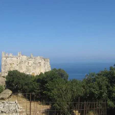 דירה 3 Min From The Beach-white&blue House In